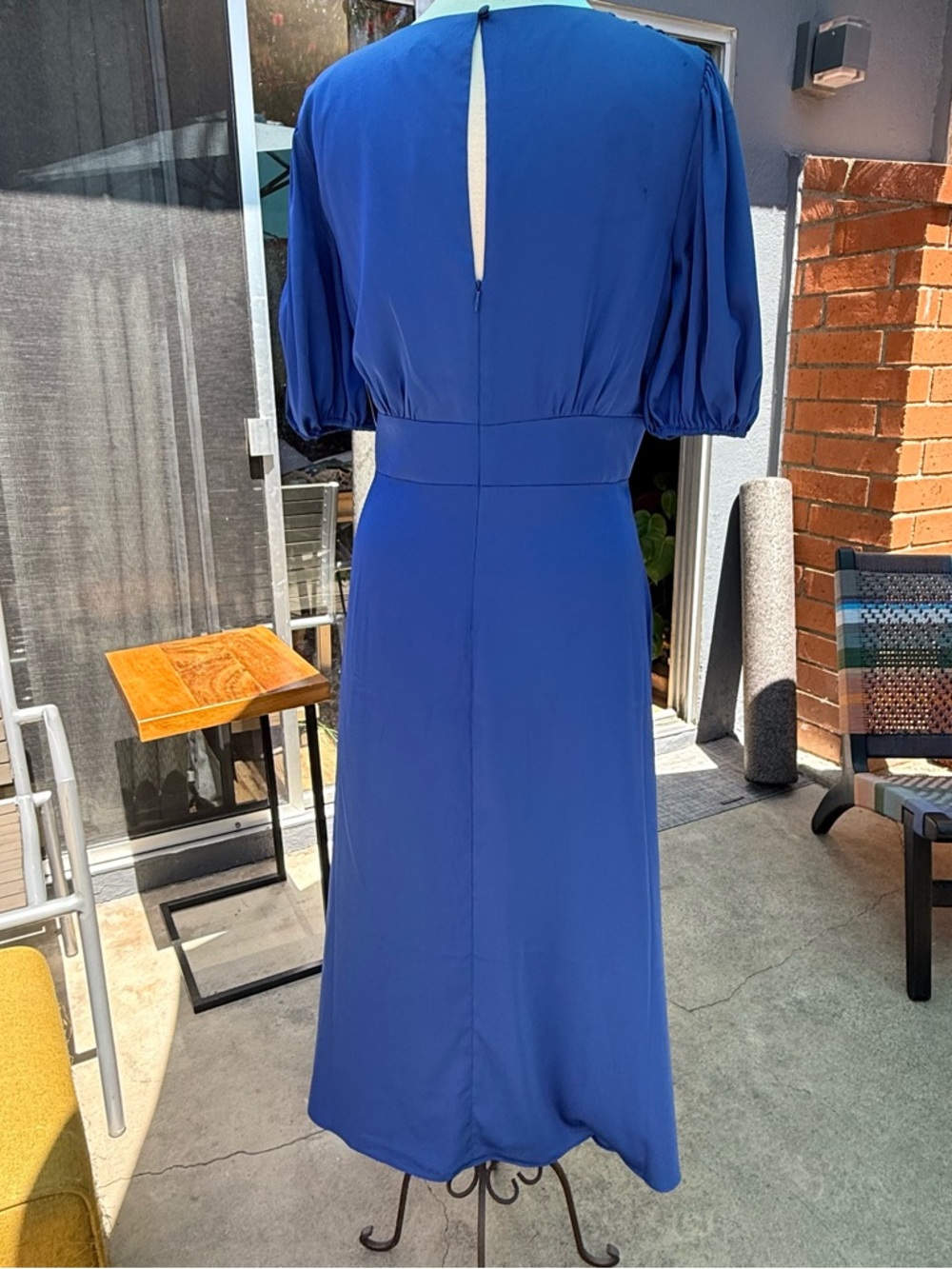 Alexia Admor Royal Blue V-Neck Midi Dress - Picture 3 of 15